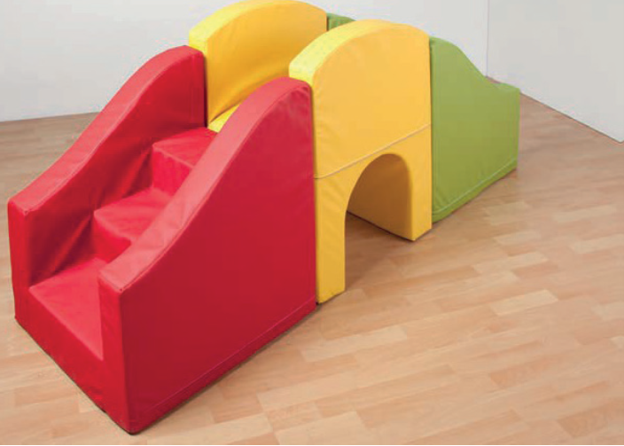 GLIJBAANPARCOURS IN POLYURETHAANSCHUIM