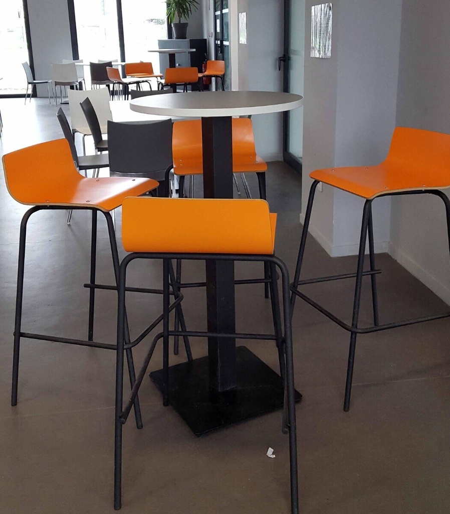 RONDE HOGE EETTAFEL KOR